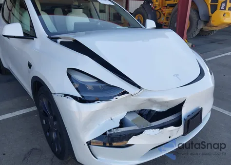 2021 Tesla Model Y Performance Dual Motor All-Wheel Drive from USA, damaged, VIN 5YJYGDEF7MF215952